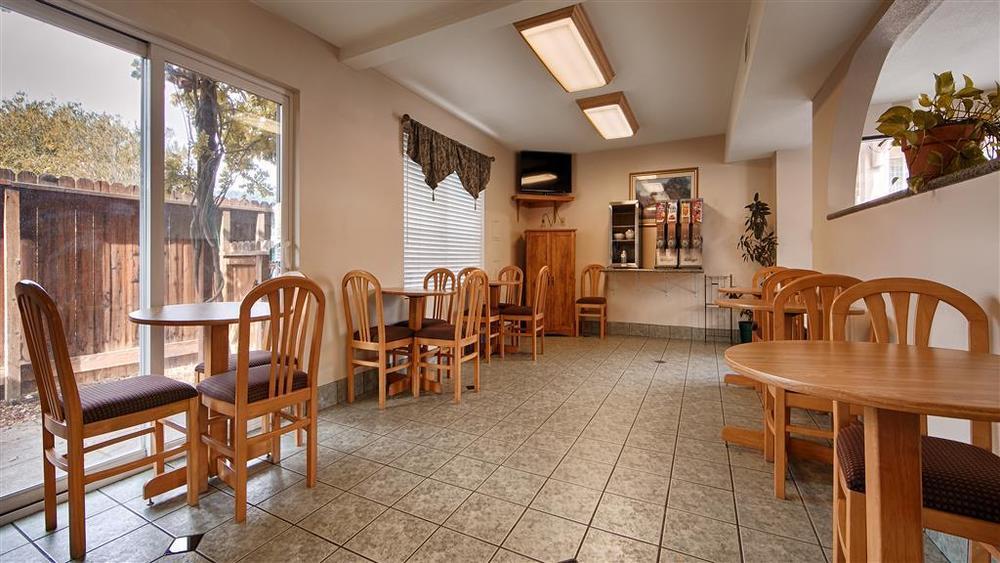 Cloverdale Wine Country Inn & Suites Restoran foto