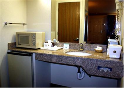 Cloverdale Wine Country Inn & Suites Ruang foto