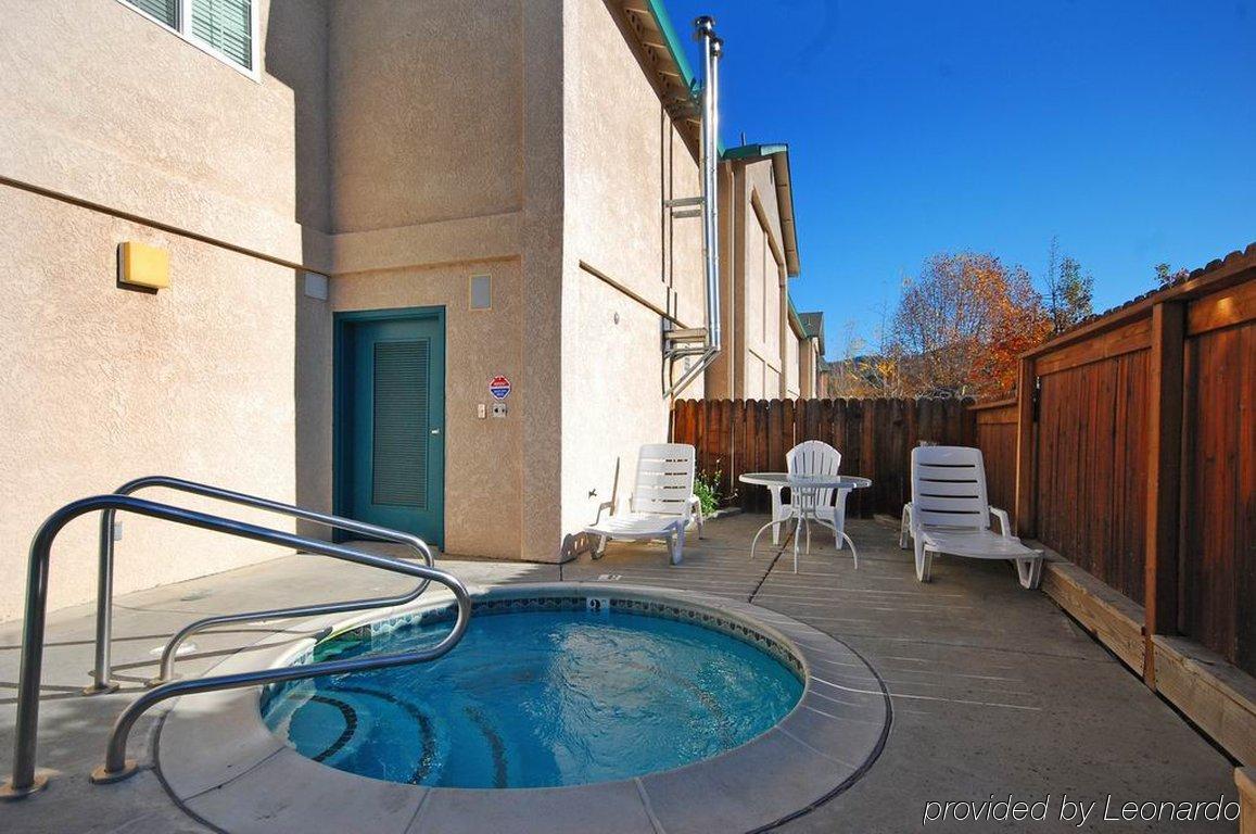 Cloverdale Wine Country Inn & Suites Fasilitas foto