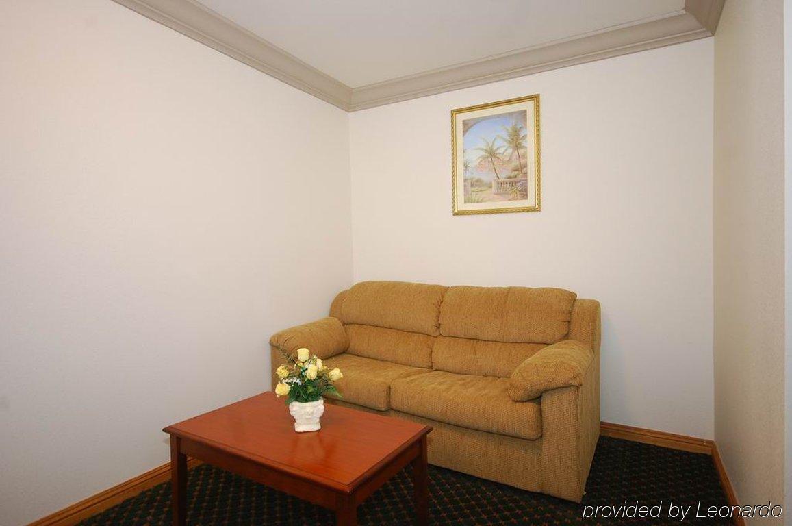 Cloverdale Wine Country Inn & Suites Ruang foto