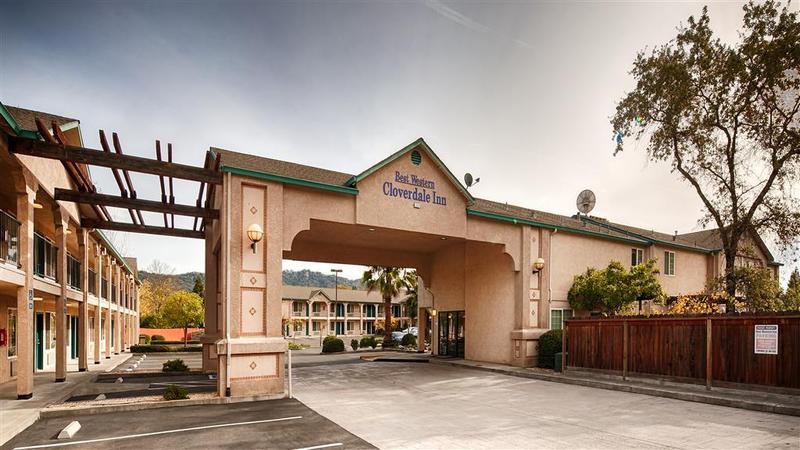 Cloverdale Wine Country Inn & Suites Bagian luar foto