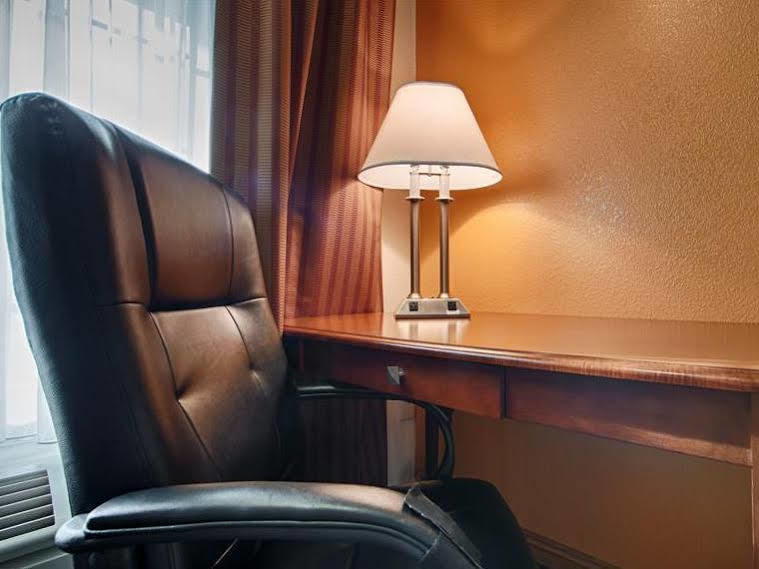 Cloverdale Wine Country Inn & Suites Bagian luar foto
