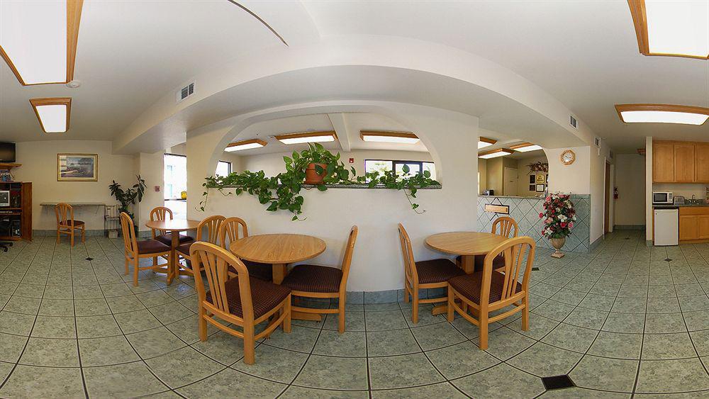 Cloverdale Wine Country Inn & Suites Bagian luar foto